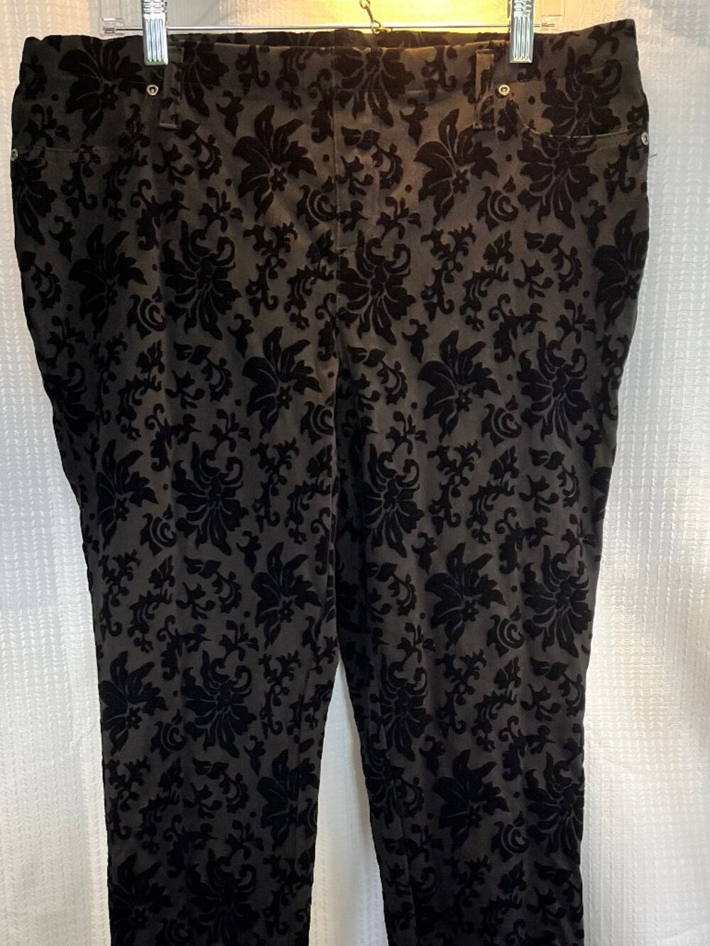 Faded Glory Black Velvet Floral Burnout Jeggings size 2X